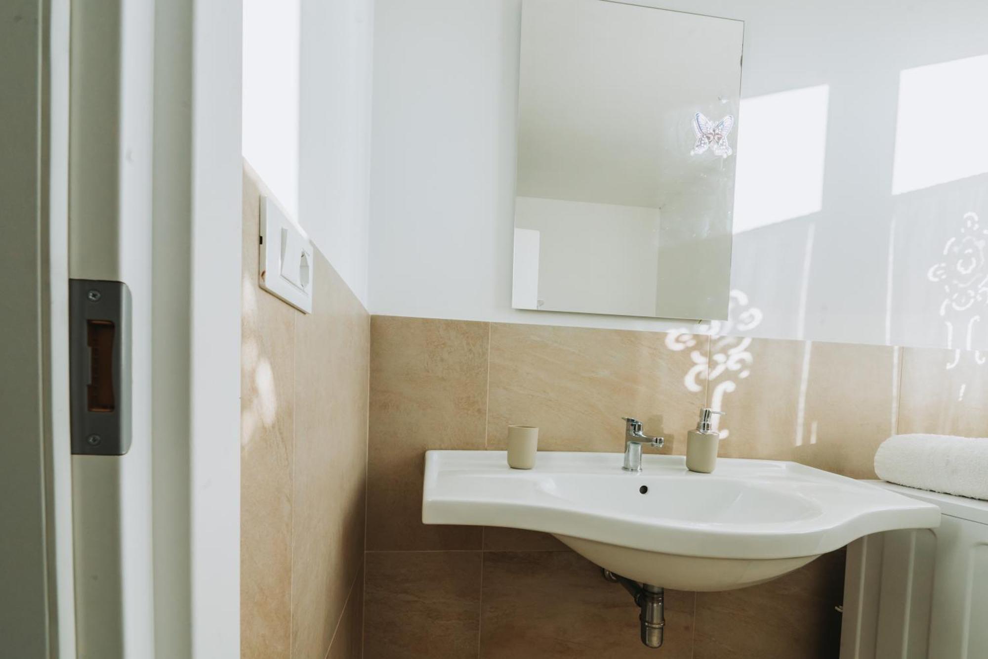 Rediesis Apartments カメラーノ エクステリア 写真